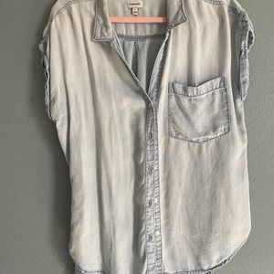 Short Sleeve Chambray Blouse